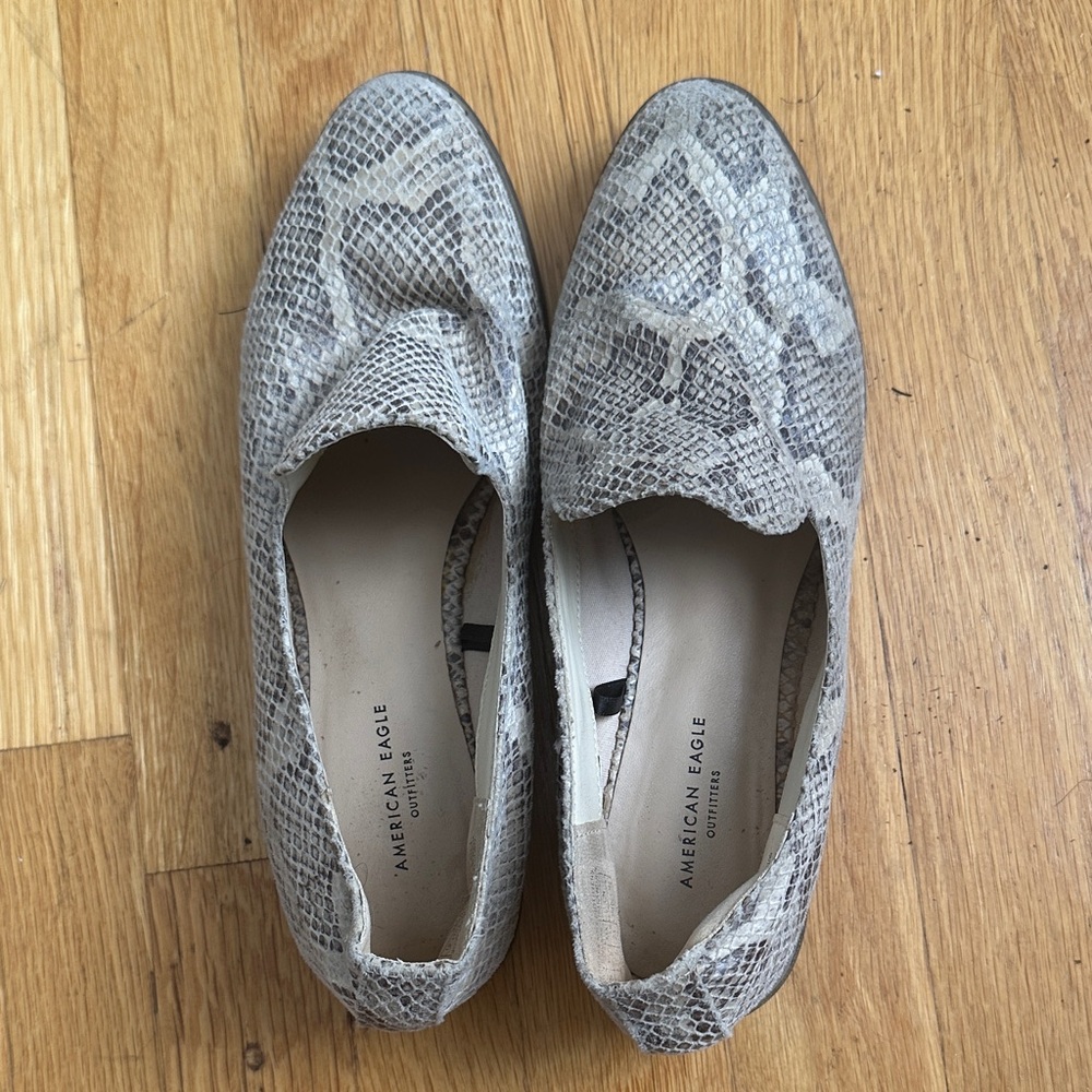 American Eagle Outfitters Women's Snakeskin Flats - Gray